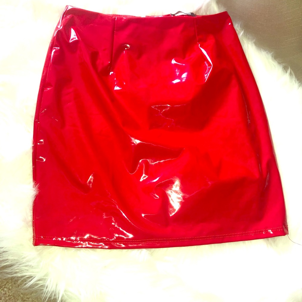 Red vinyl Skirt!
